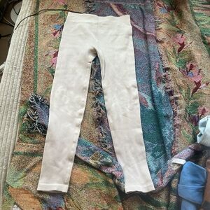 Women’s White/cream Ribbed Leggings